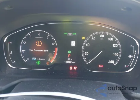 2018 Honda Accord Touring z USA, uszkodzony, nr VIN 1HGCV1F90JA045706